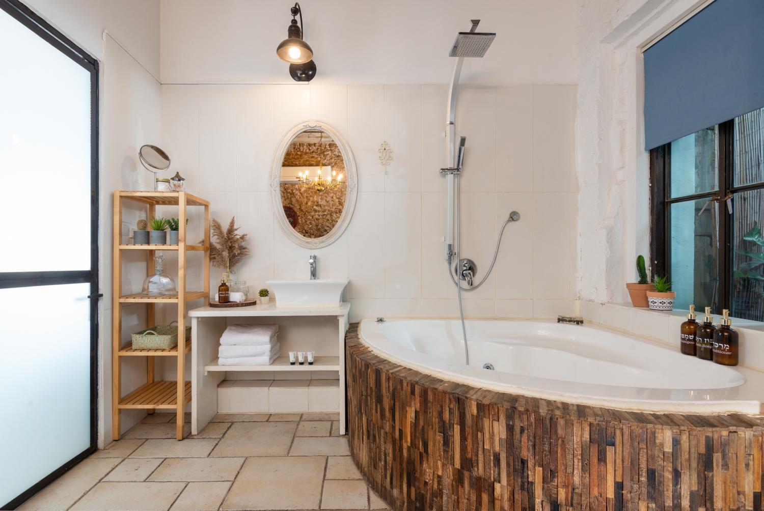 Trieste Neve Tzedek Boutique Гостевой дом Тель-Авив