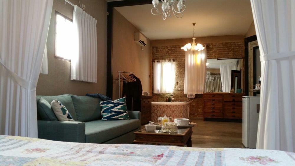 Trieste Neve Tzedek Boutique Guest house